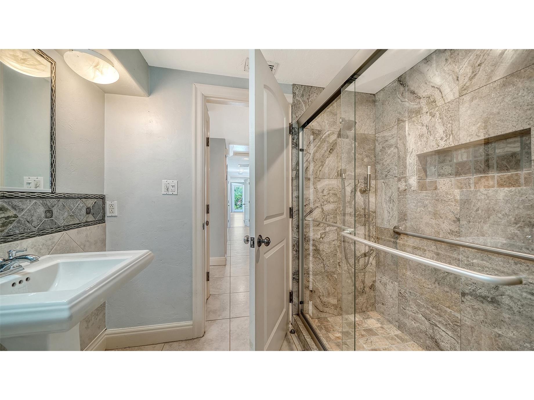 3424 Tanglewood Drive Sarasota FL 34239 - PHILLIPPI CREEK A4694194 image42
