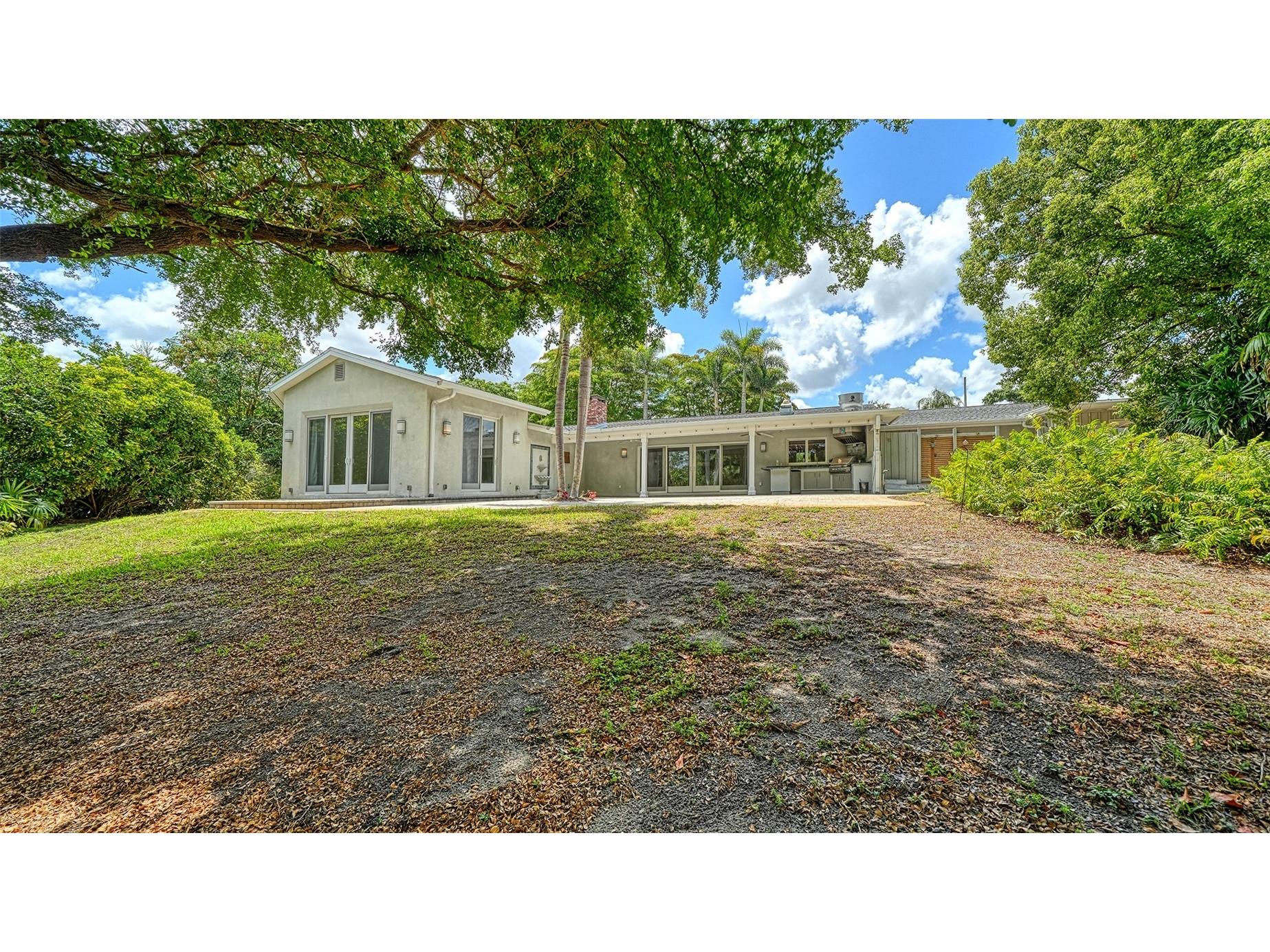 3424 Tanglewood Drive Sarasota FL 34239 - PHILLIPPI CREEK A4694194 image7