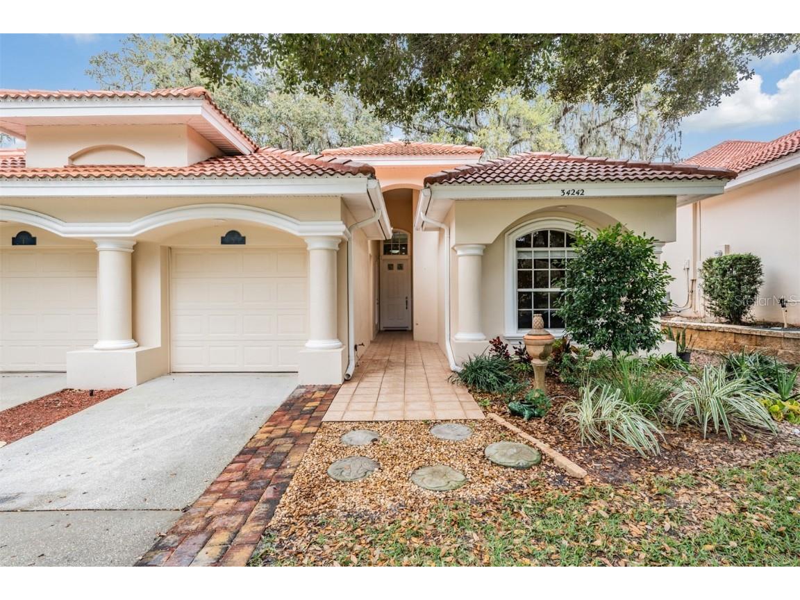 34242 Perfect Drive Dade City FL 33525 T3499224 image1