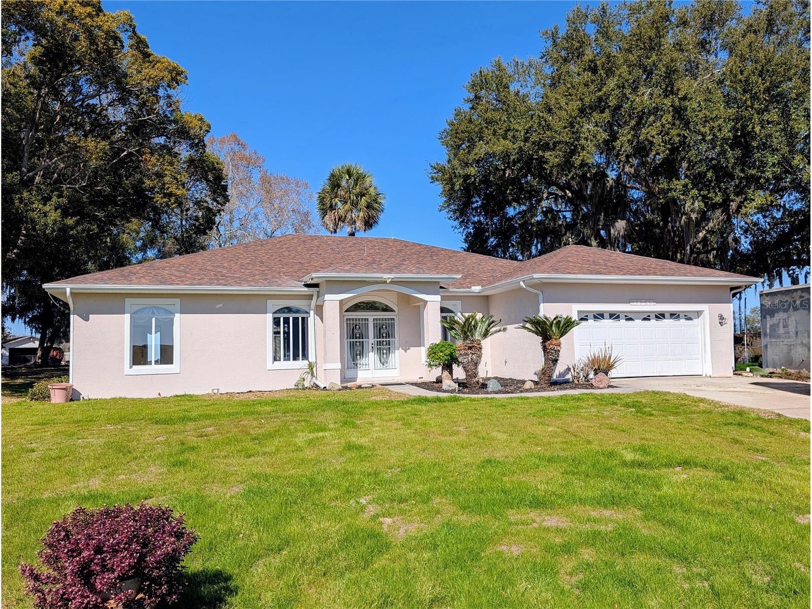34245 Rosa Lane Fruitland Park FL 34731 - LAKE GRIFFIN G5107706 image1