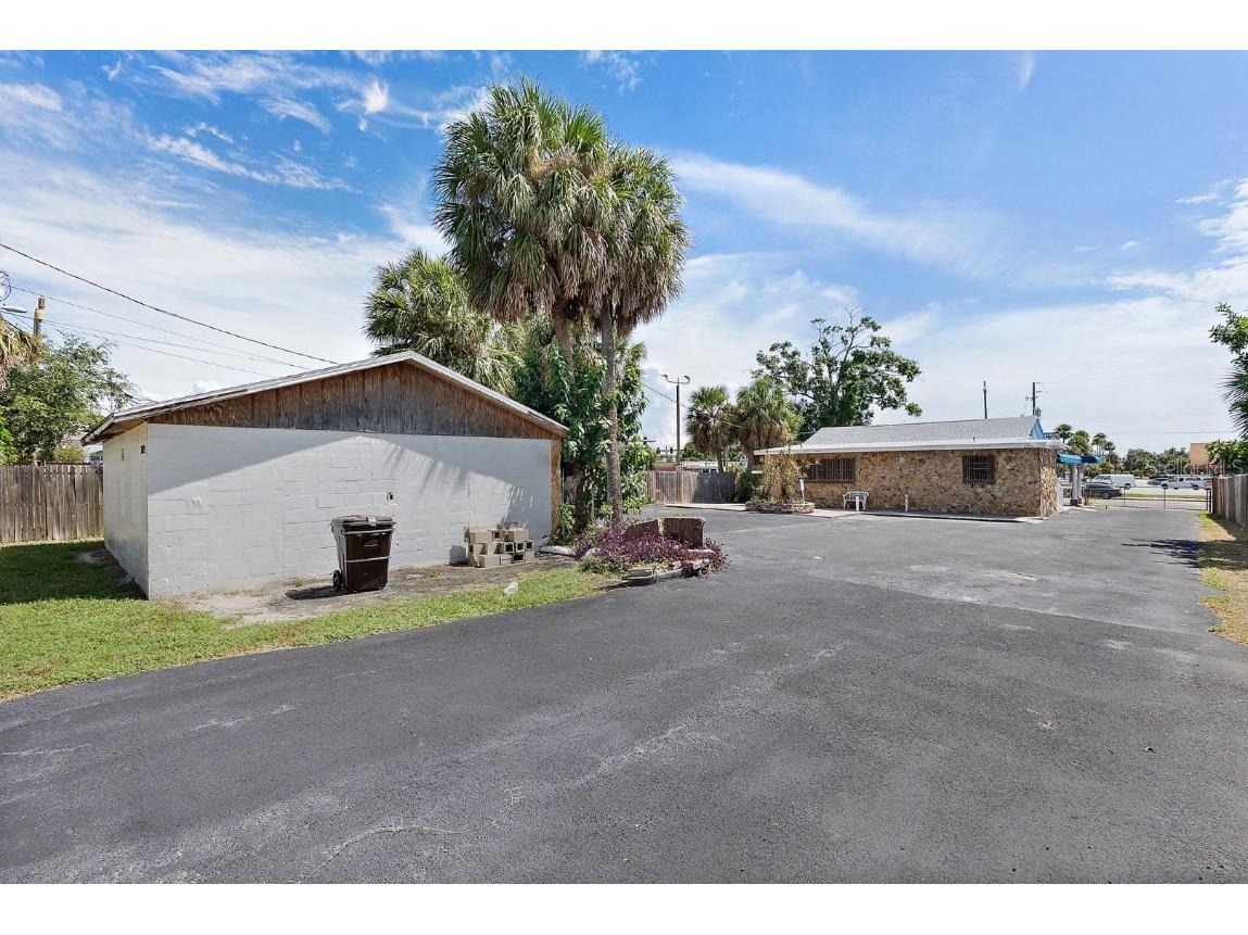 3425 22nd Avenue S Saint Petersburg FL 33711 TB8431429 image6