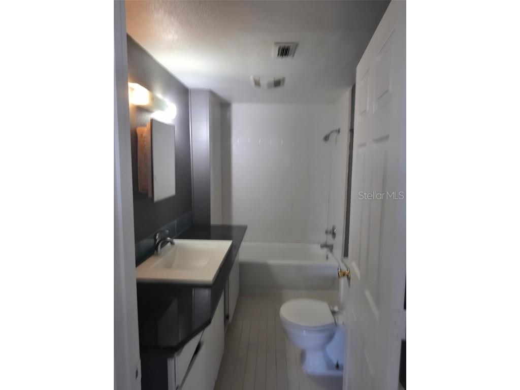 3425 E Powhatan Avenue Tampa FL 33610 TB8432115 image9