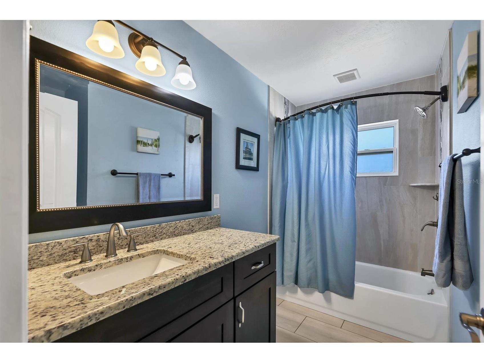 3425 Fairview Drive Sarasota FL 34239 A4682215 image28