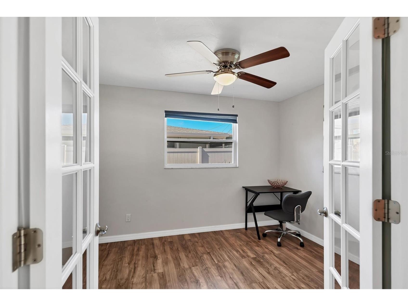 3425 Fairview Drive Sarasota FL 34239 A4682215 image32