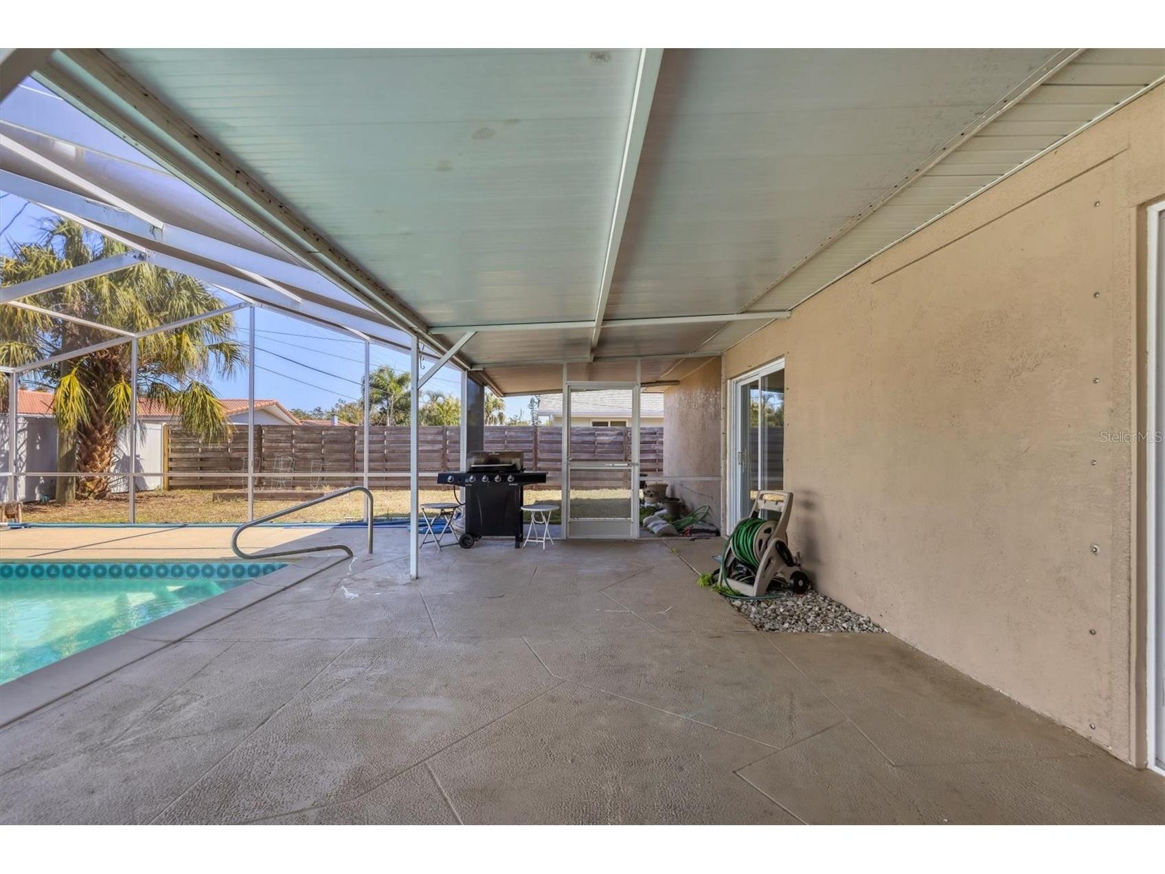 3425 Fairview Drive Sarasota FL 34239 A4682215 image36