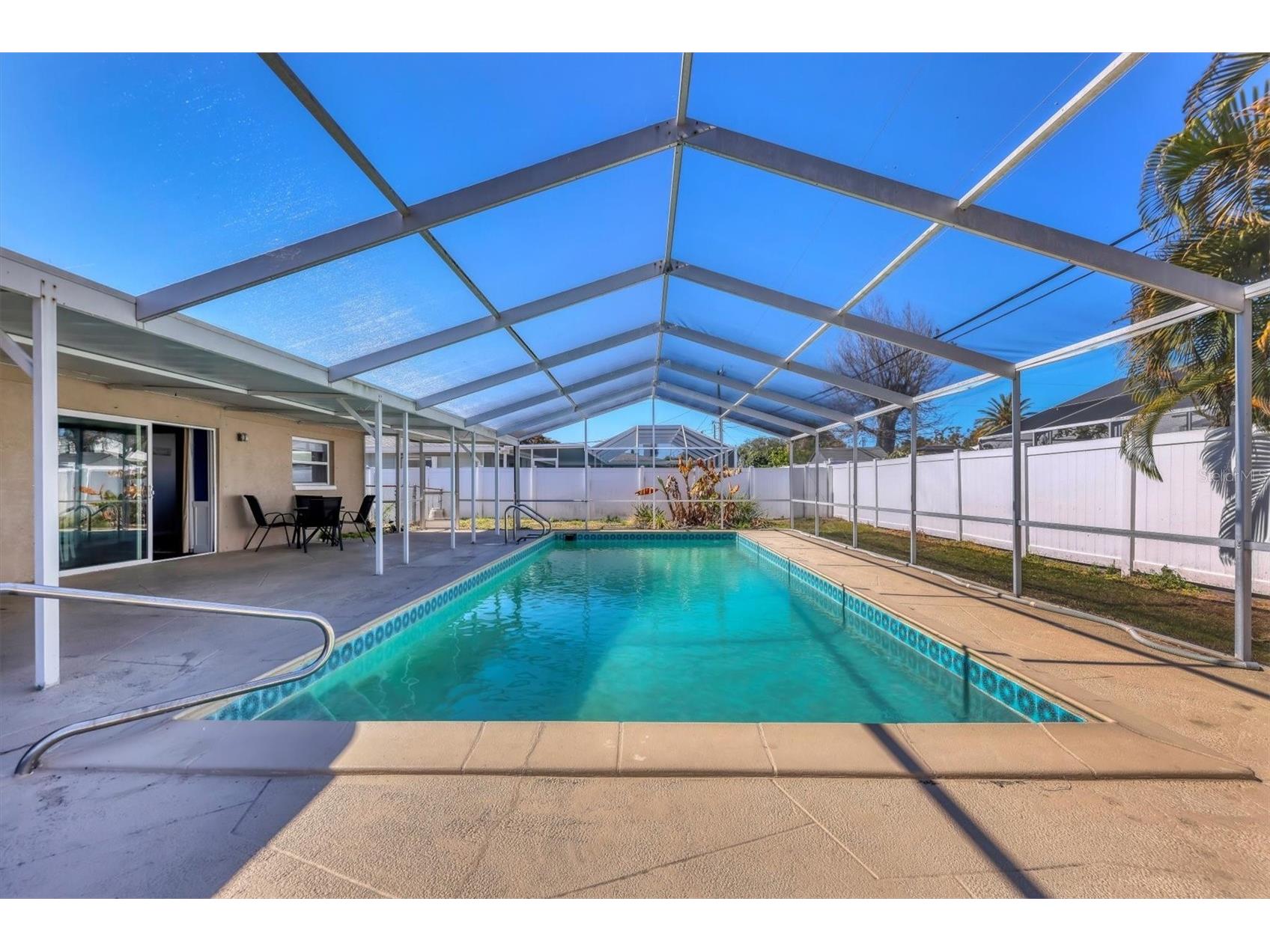 3425 Fairview Drive Sarasota FL 34239 A4682215 image41