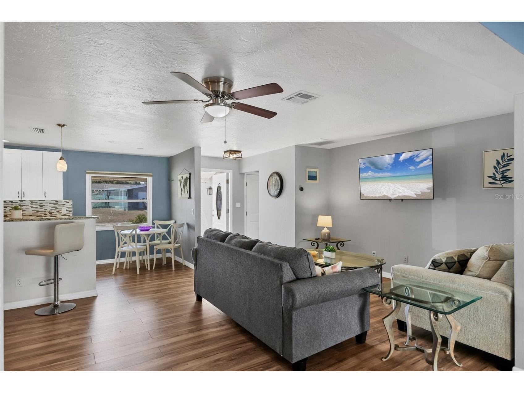 3425 Fairview Drive Sarasota FL 34239 A4682215 image8