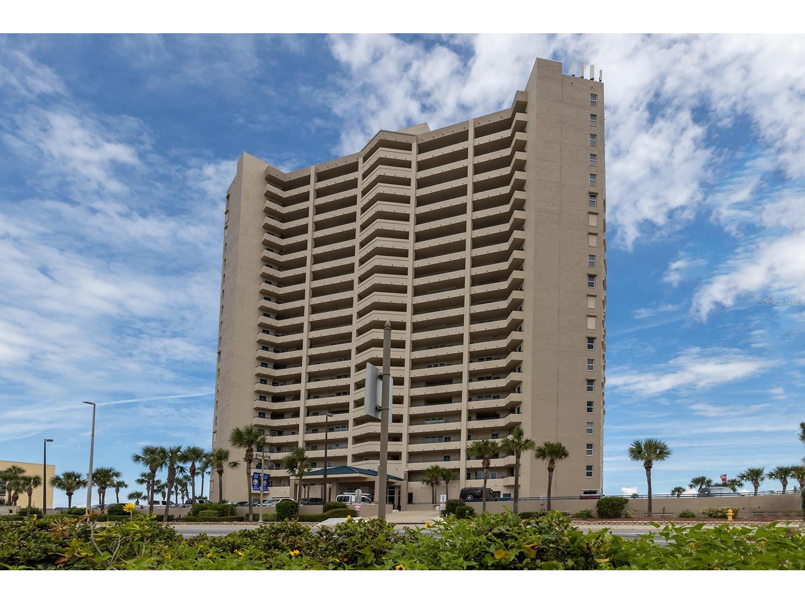 3425 S Atlantic Avenue #1102 Daytona Beach FL 32118 - ATLANTIC OCEAN V4947159 image1