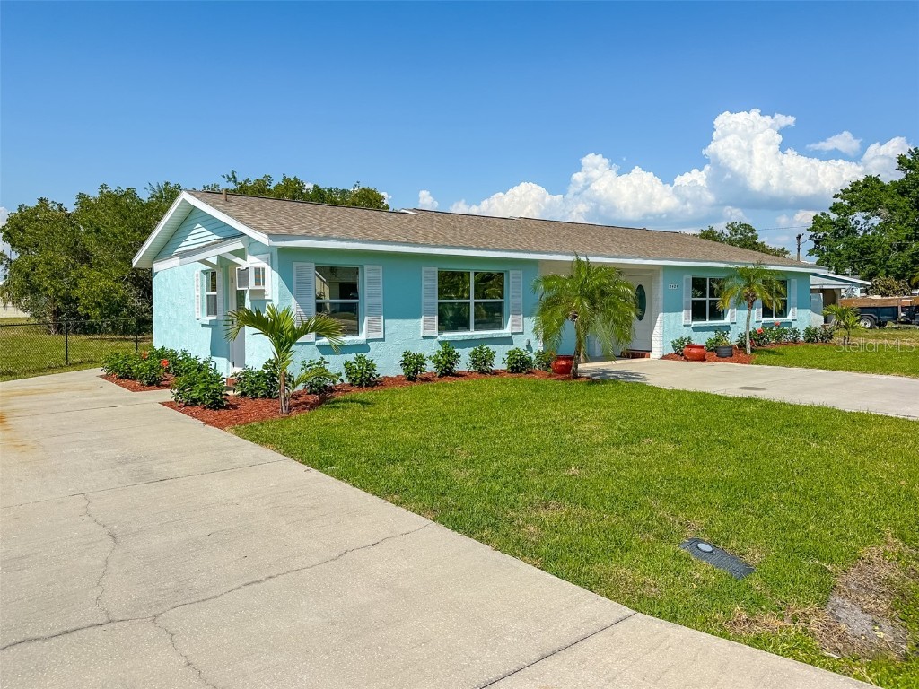 3425 W Shell Point Road Ruskin FL 33570 T3516790 image1