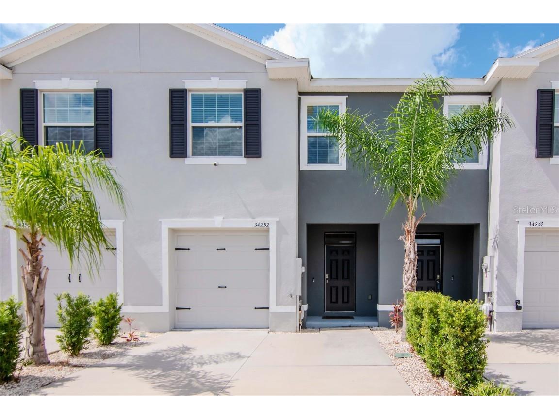 34252 Redwood Dawn Lane Wesley Chapel FL 33543 TB8400263 image1