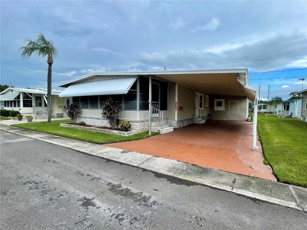 34255 Canal Drive N Pinellas Park FL 33781 U8255174 image1