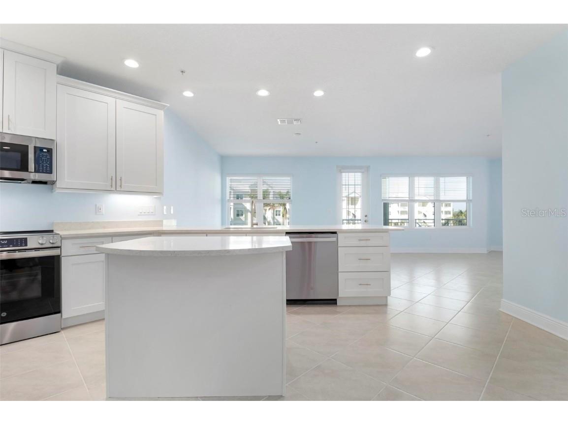 3426 79th Street Circle W #202 Bradenton FL 34209 - PALMA SOLA BAY A4663450 image3