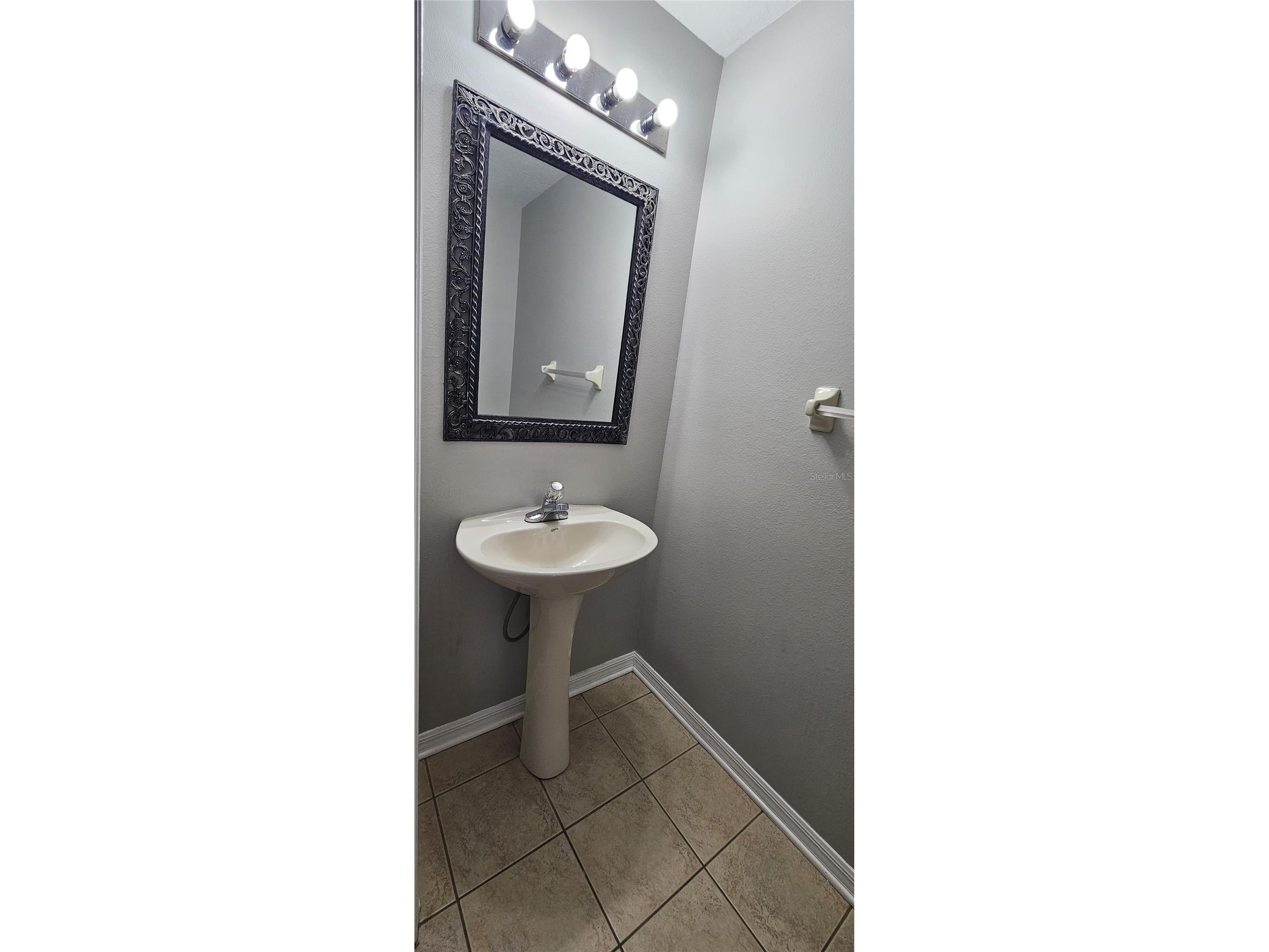 3426 High Hampton Circle Tampa FL 33610 TB8447005 image7