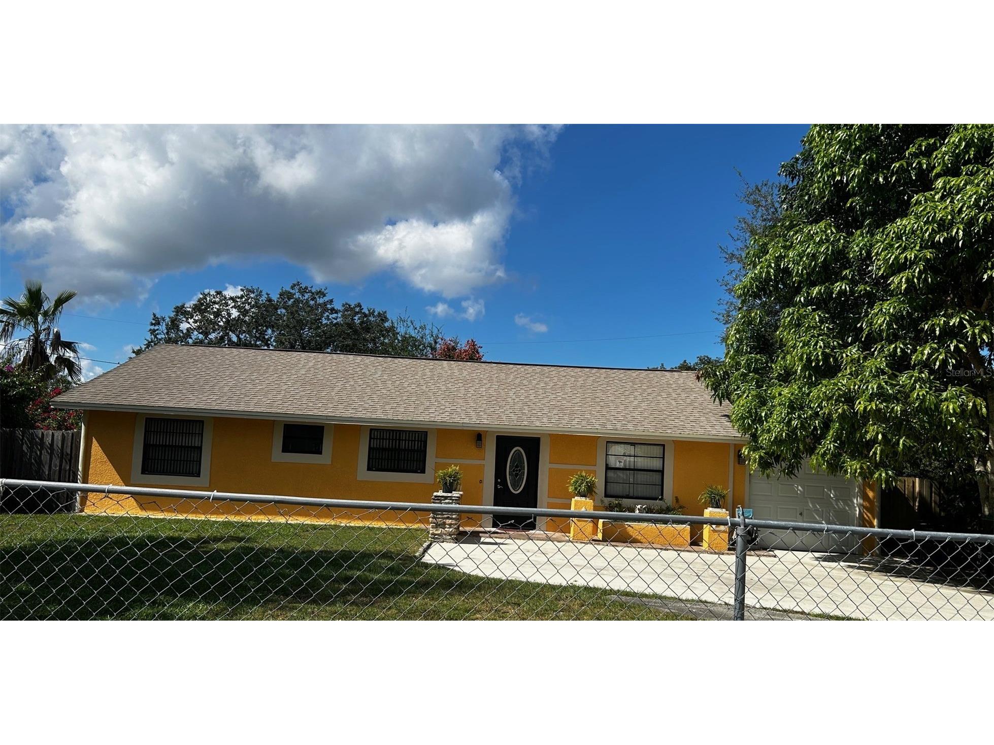 3426 Leemoore Place Orlando FL 32818 O6342259 image1