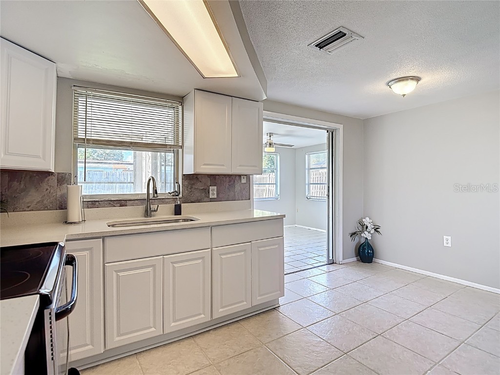 3426 Pinon Dr Holiday FL 34691 TB8417532 image12