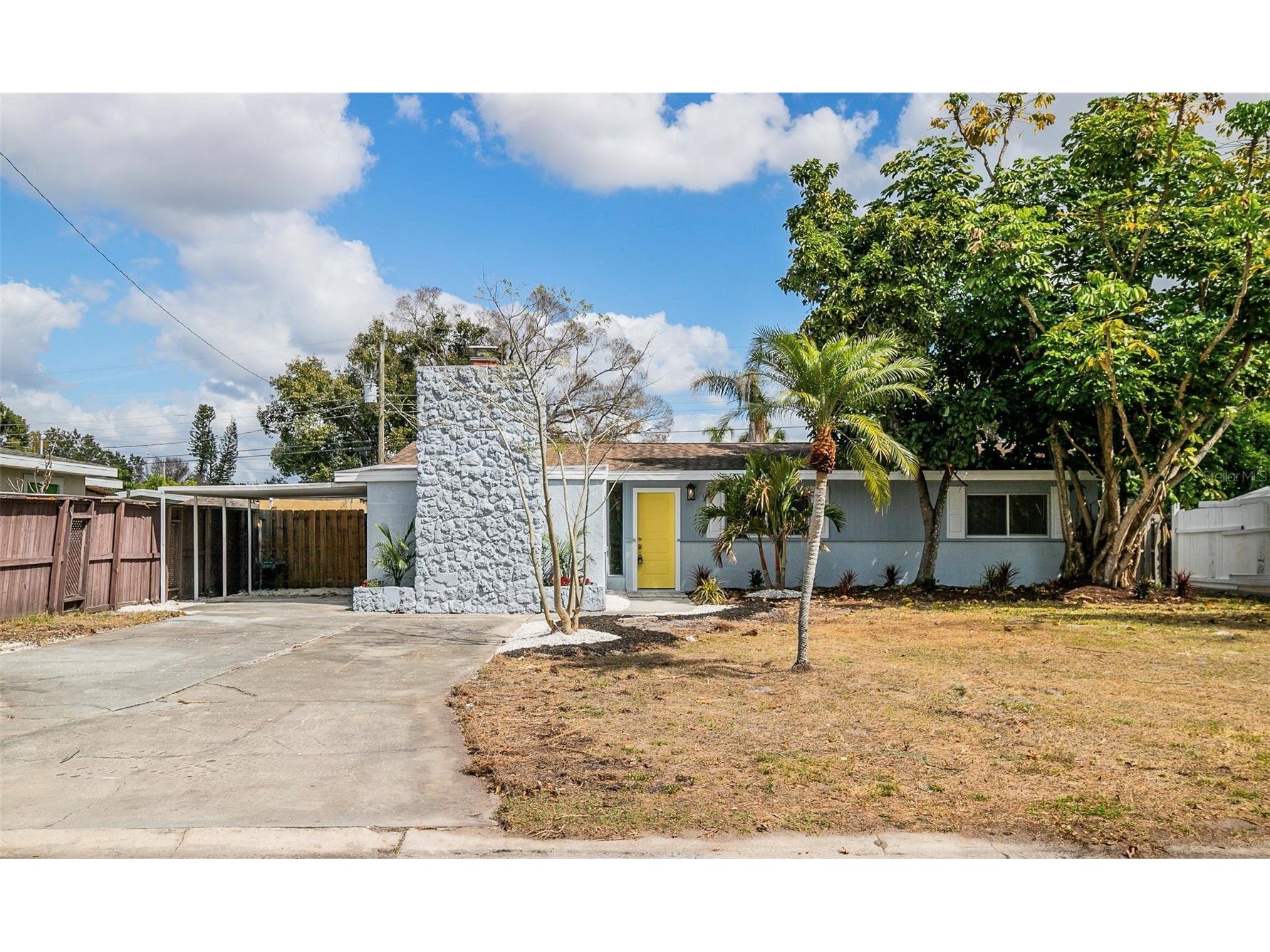 3427 Barstow Street Sarasota FL 34235 A4683011 image1