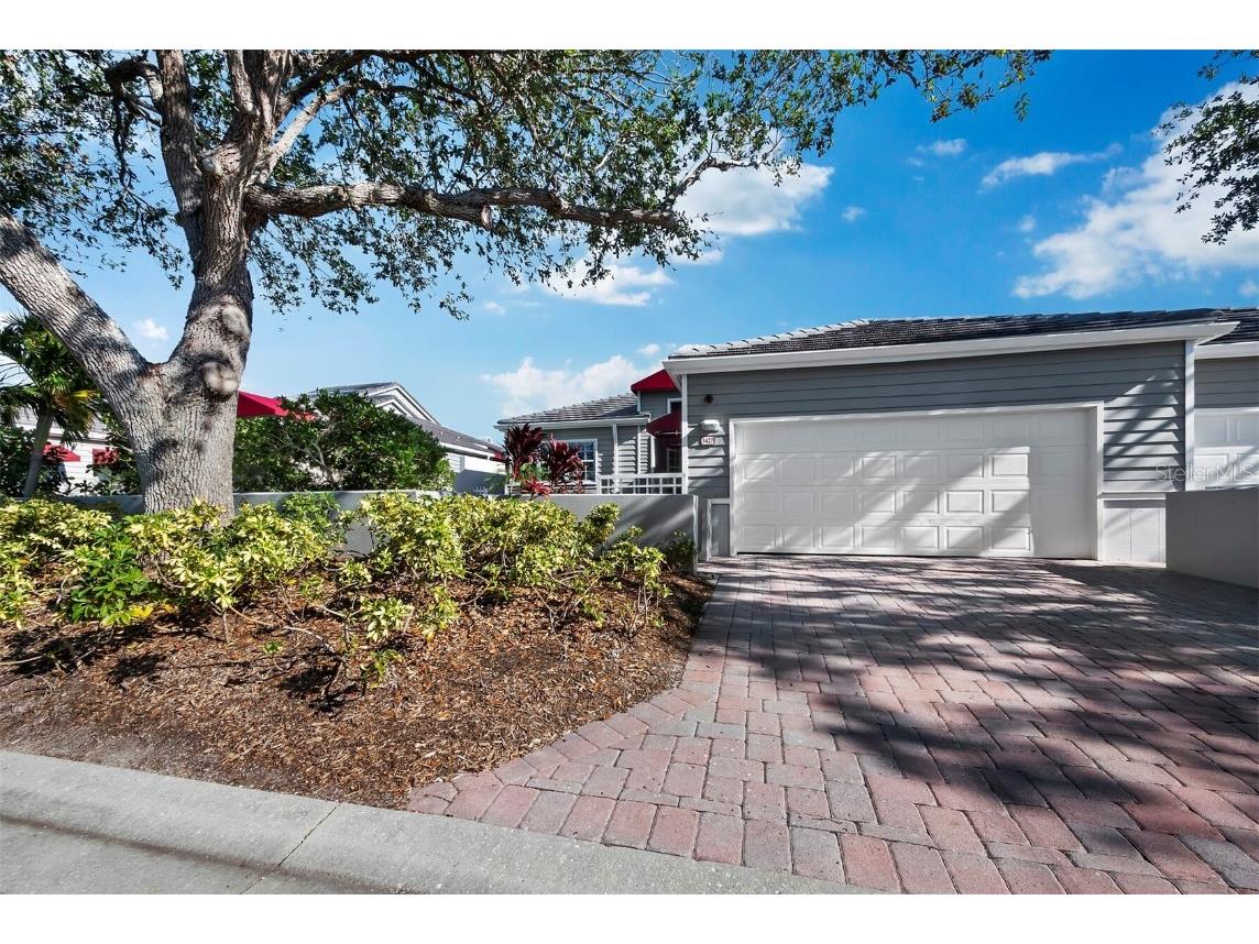 3427 Winding Oaks Drive #14 Longboat Key FL 34228 A4633113 image1