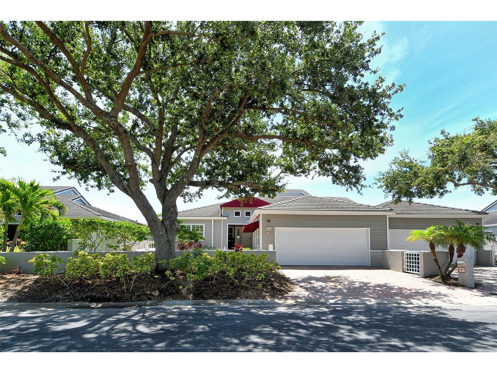 3427 Winding Oaks Drive #14 Longboat Key FL 34228 A4686623 image1