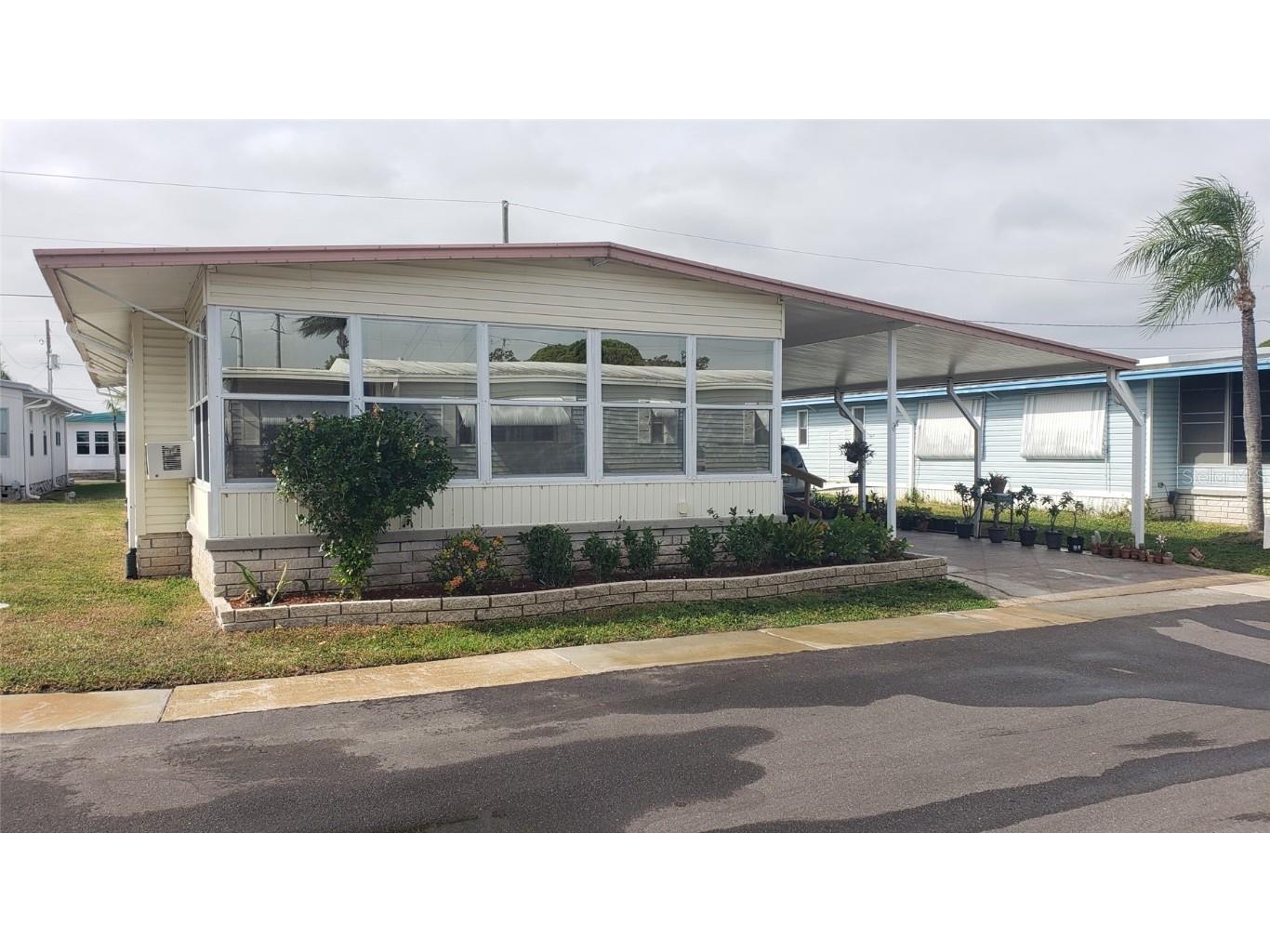 34274 Lake Drive N Pinellas Park FL 33781 U8218424 image1