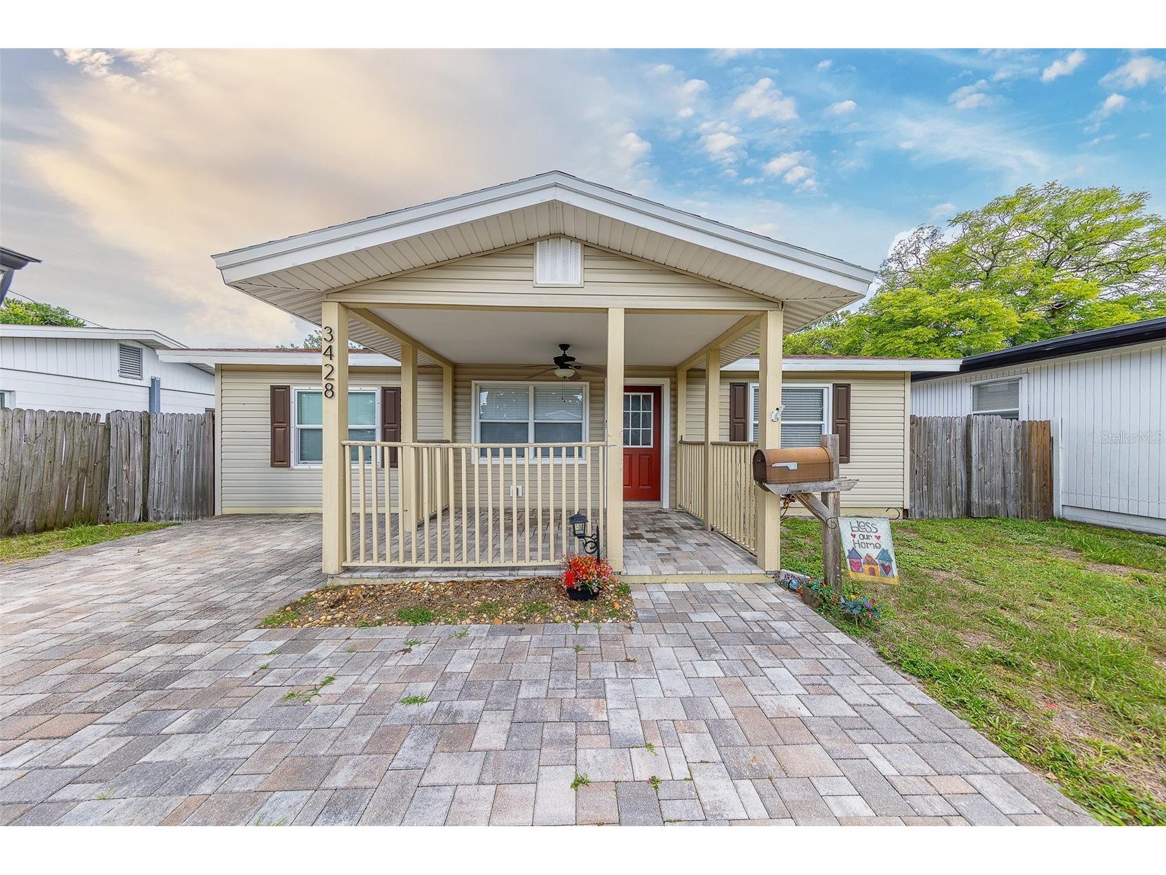 3428 39th Street N Saint Petersburg FL 33713 TB8520691 image1