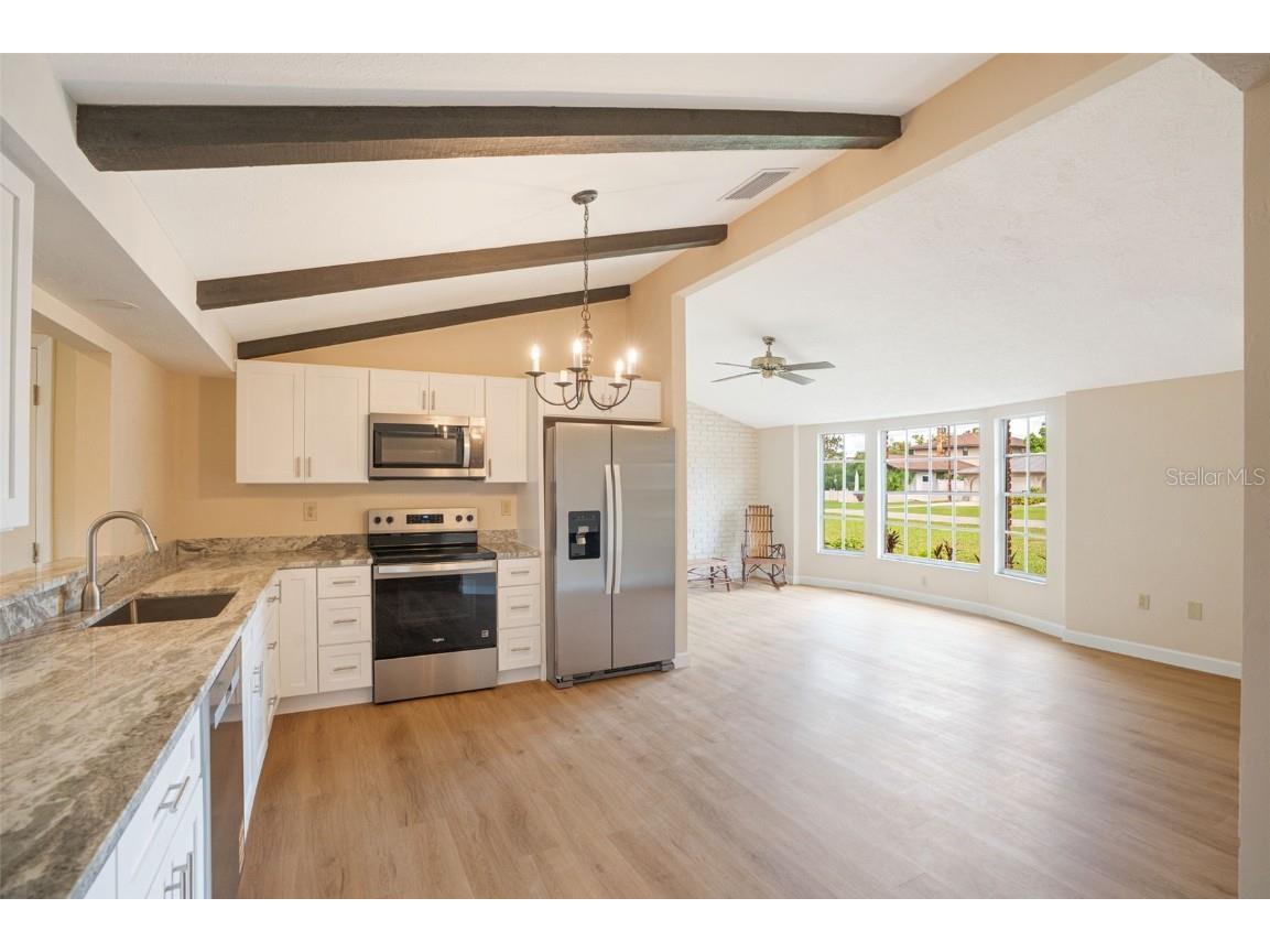 3428 Hacienda Street Sarasota FL 34237 A4668198 image10