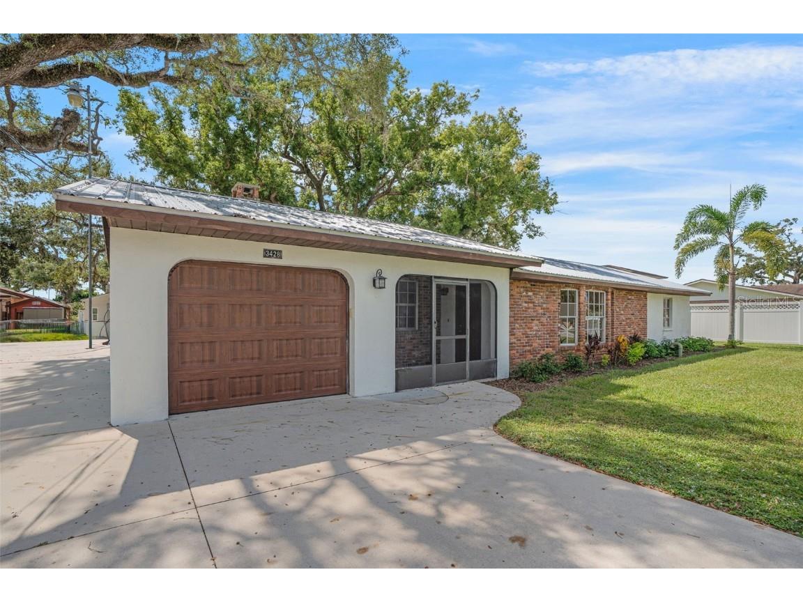 3428 Hacienda Street Sarasota FL 34237 A4668198 image2