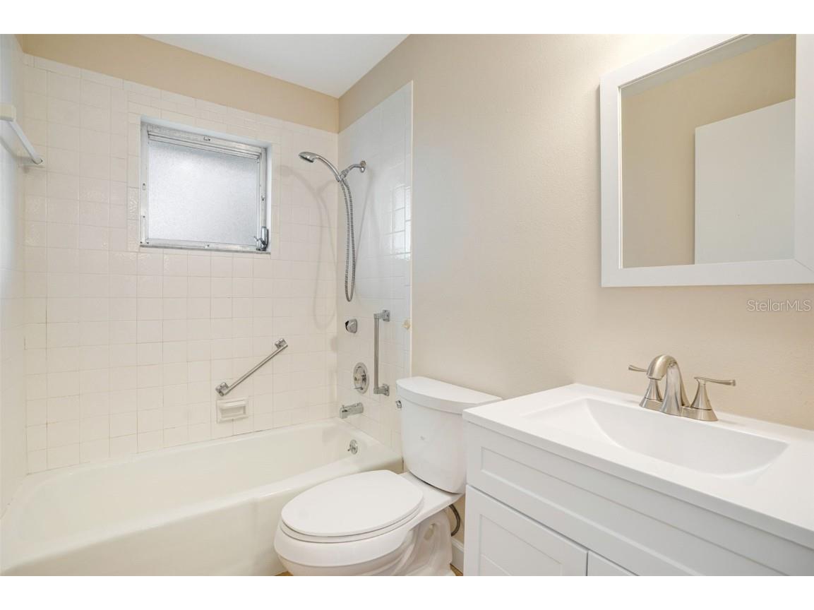 3428 Hacienda Street Sarasota FL 34237 A4668198 image20