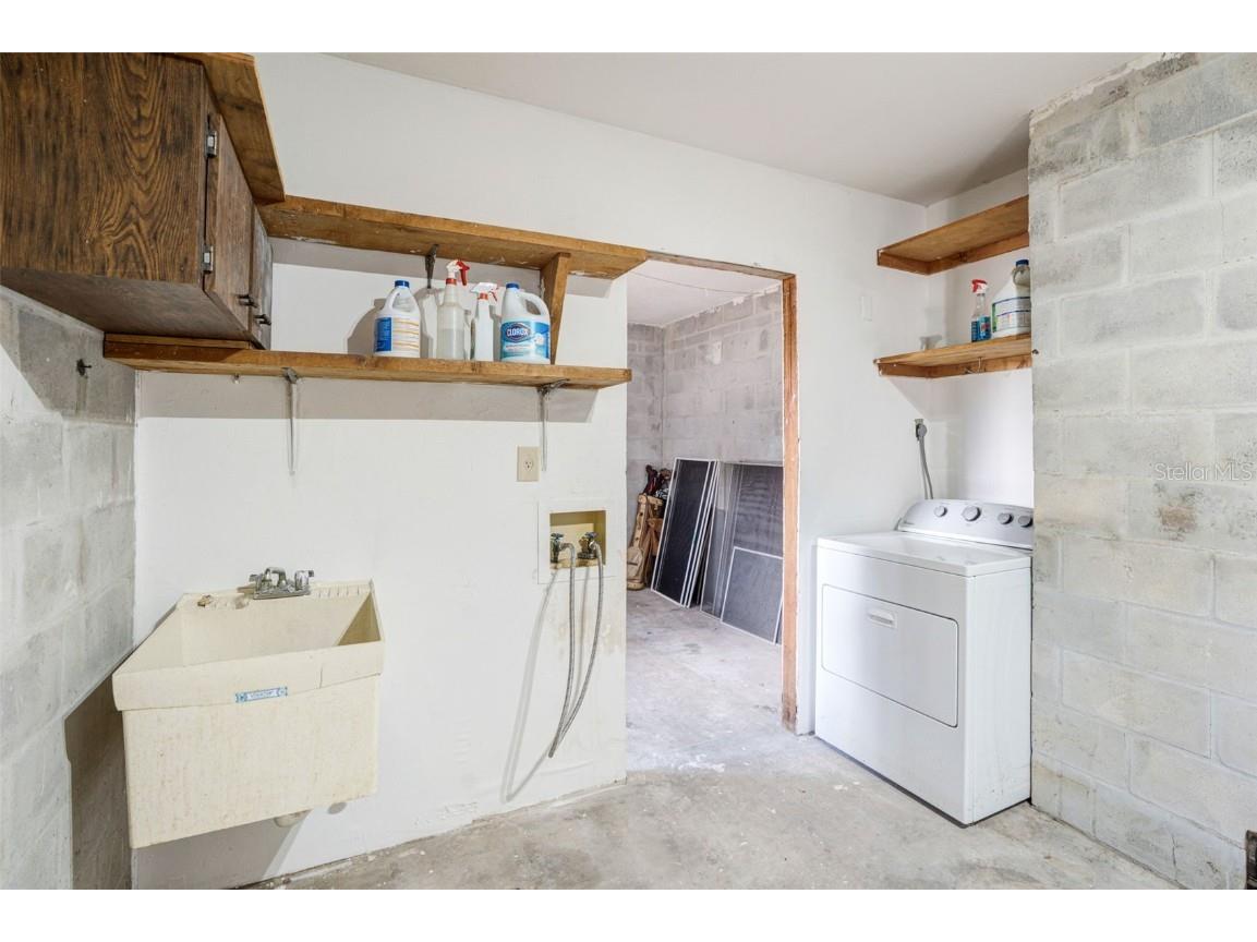 3428 Hacienda Street Sarasota FL 34237 A4668198 image27