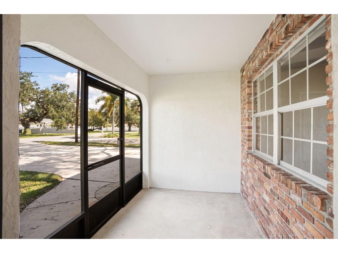 3428 Hacienda Street Sarasota FL 34237 A4668198 image3