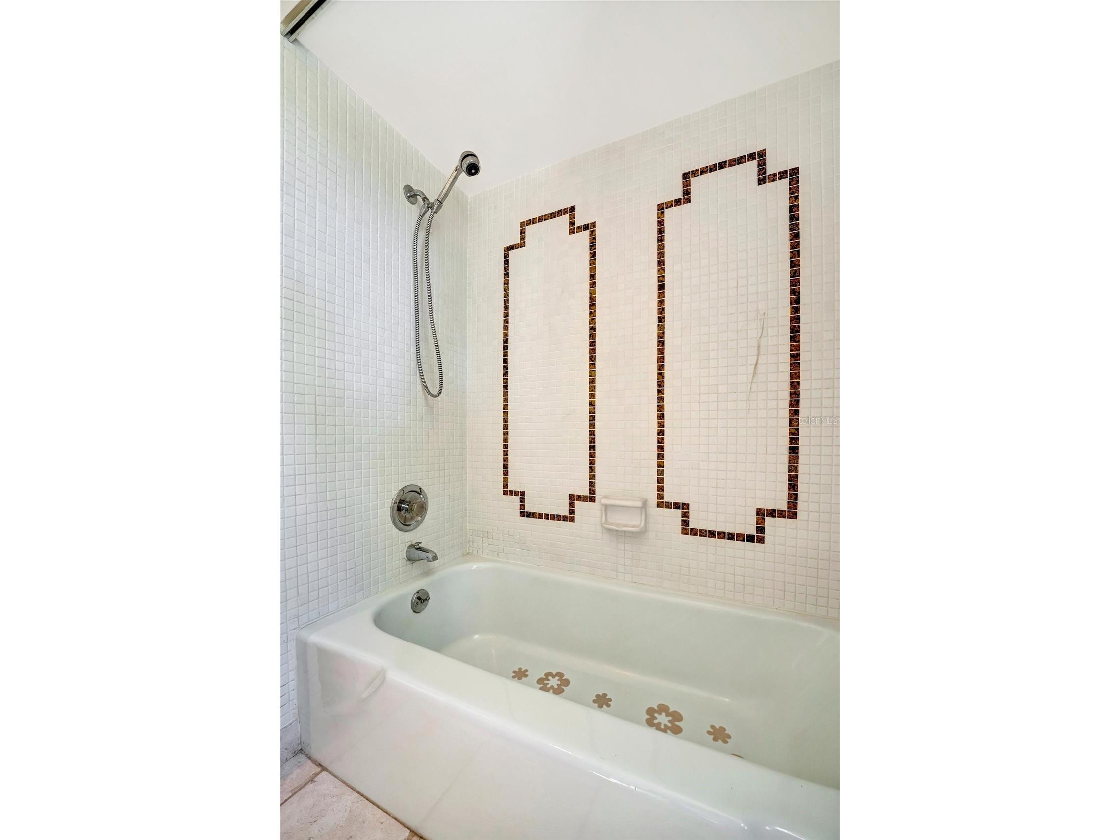 3428 Mineola Drive Sarasota FL 34239 - JAFFA CANAL A4677869 image17