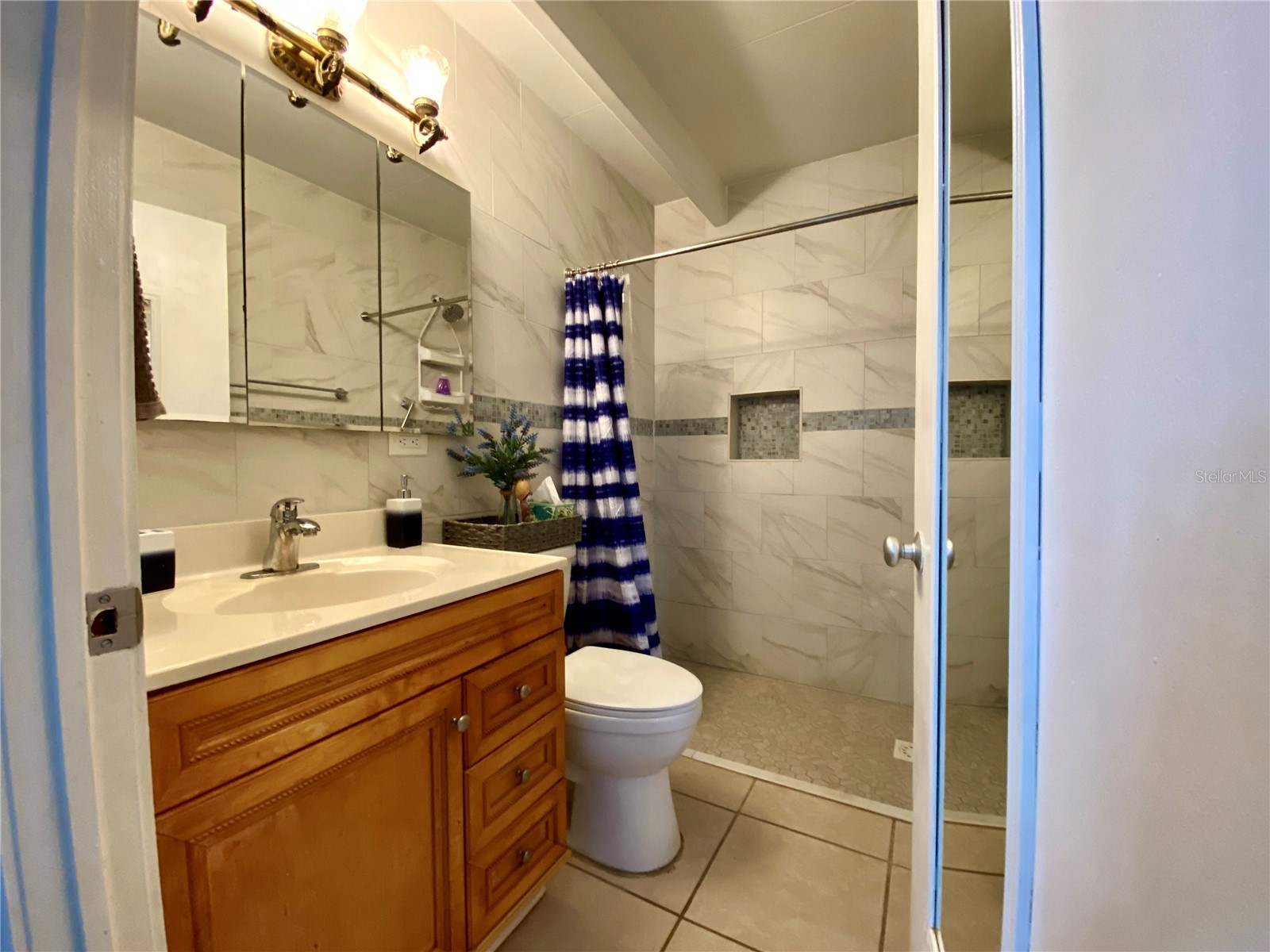 3429 Club Circle Lakeshore FL 33854 - LAKE WALK IN WATER K4903219 image10