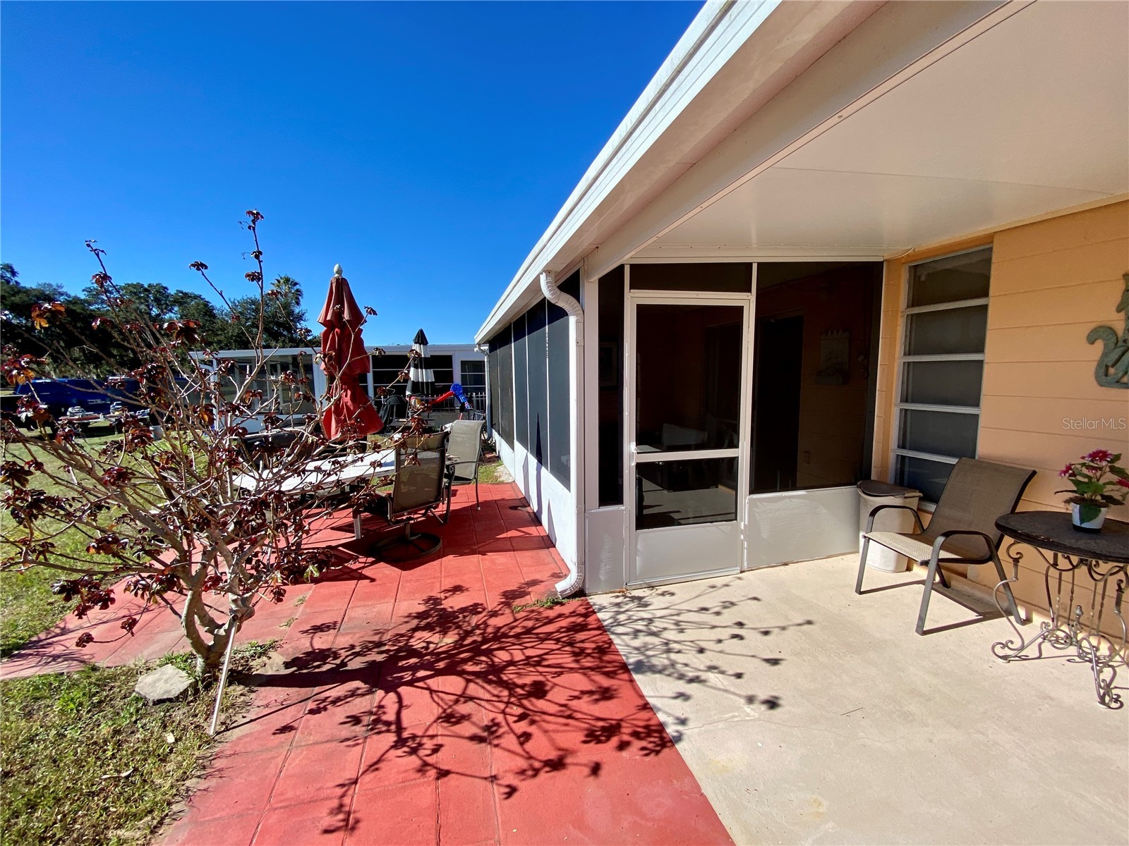 3429 Club Circle Lakeshore FL 33854 - LAKE WALK IN WATER K4903219 image18