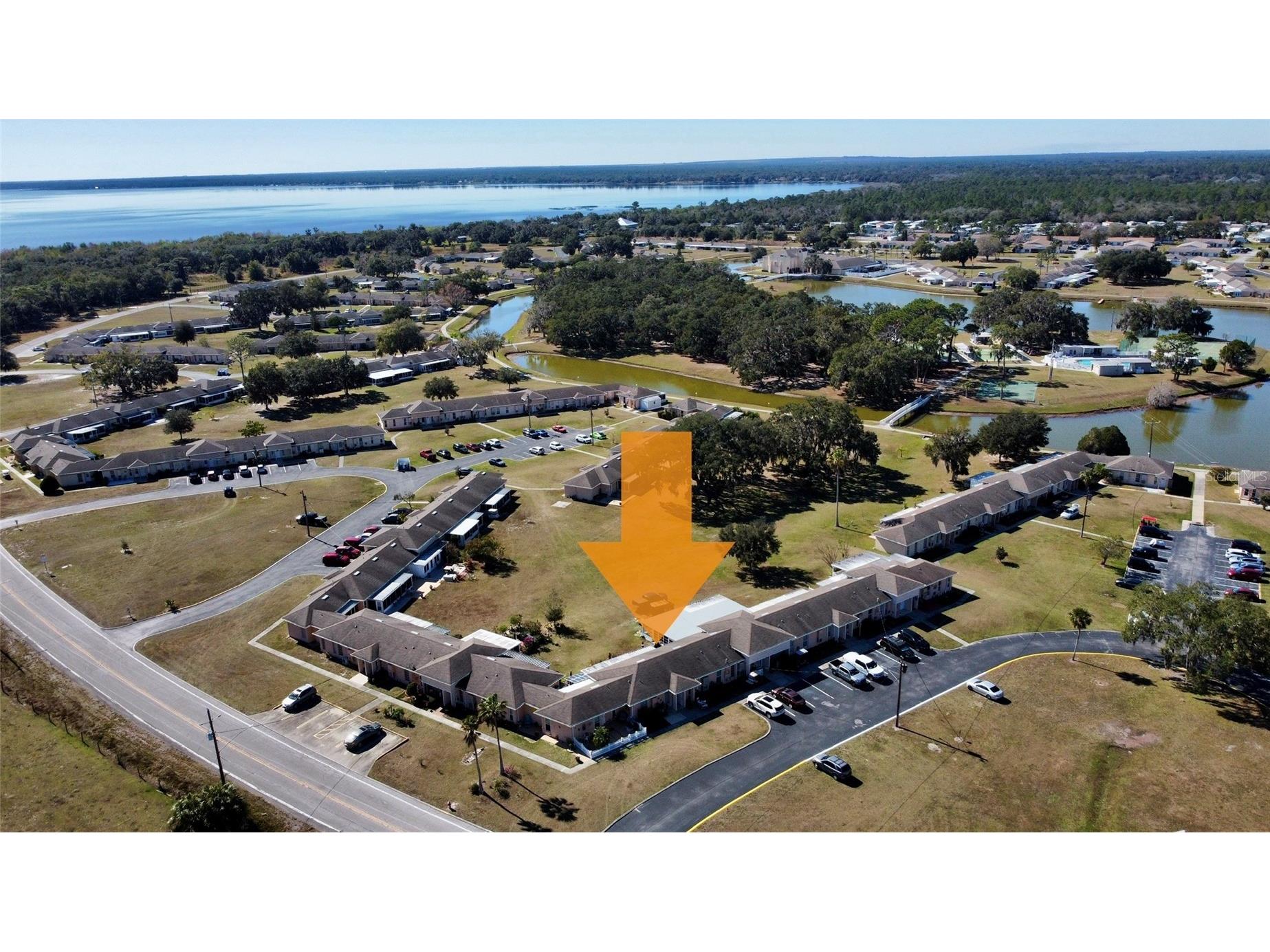 3429 Club Circle Lakeshore FL 33854 - LAKE WALK IN WATER K4903219 image20