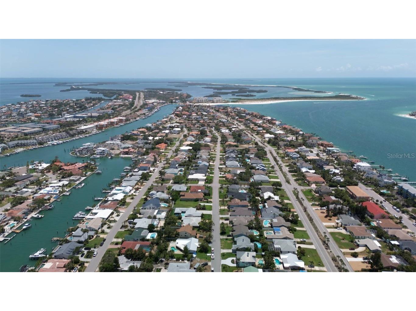 343 7th Avenue N Saint Petersburg FL 33715 TB8392239 image1