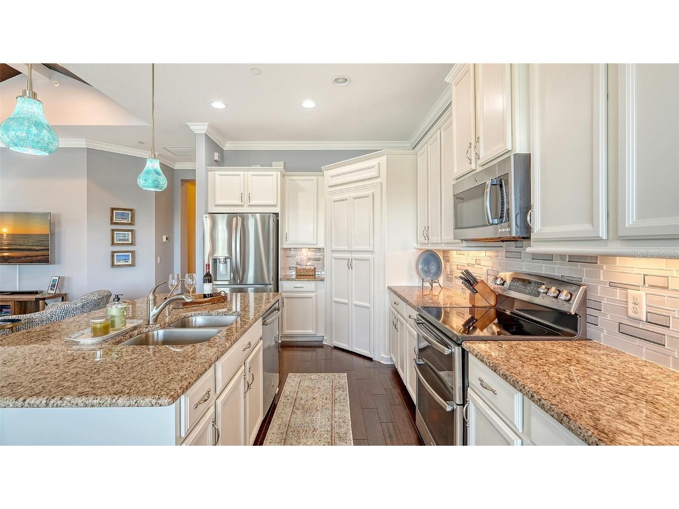 343 Compass Point Drive #201 Bradenton FL 34209 - SAPPHIRE LAKE A4664302 image17