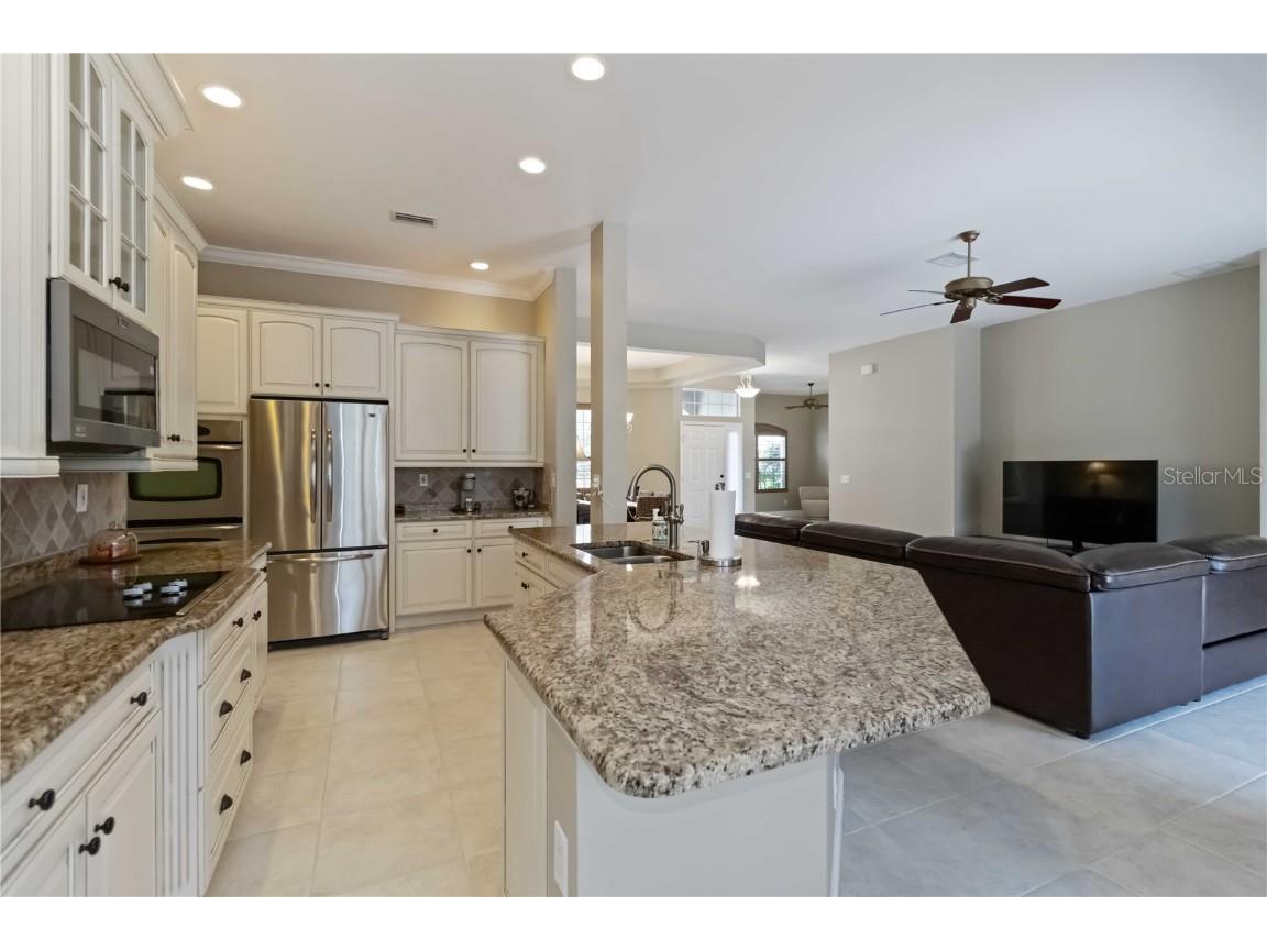 343 Londonderry Drive Sarasota FL 34240 A4666644 image17