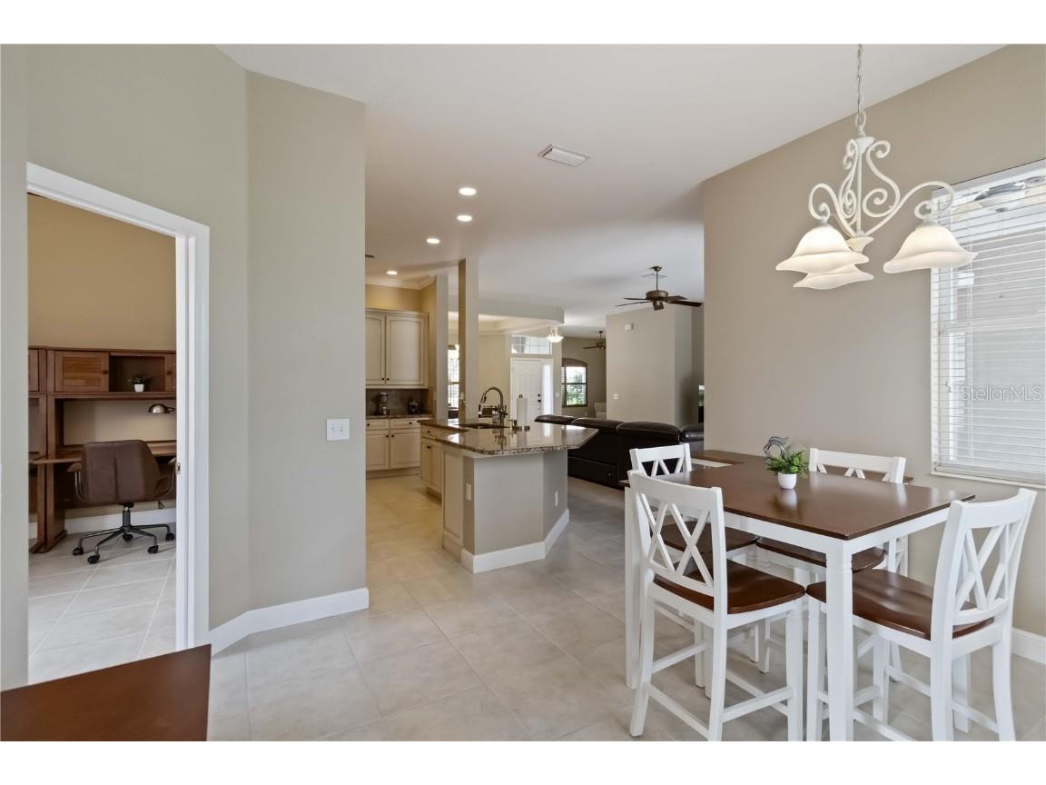 343 Londonderry Drive Sarasota FL 34240 A4666644 image21