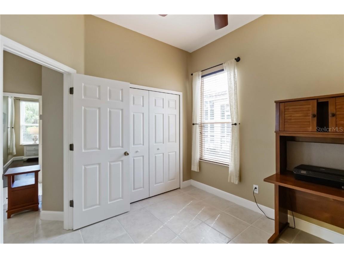 343 Londonderry Drive Sarasota FL 34240 A4666644 image23