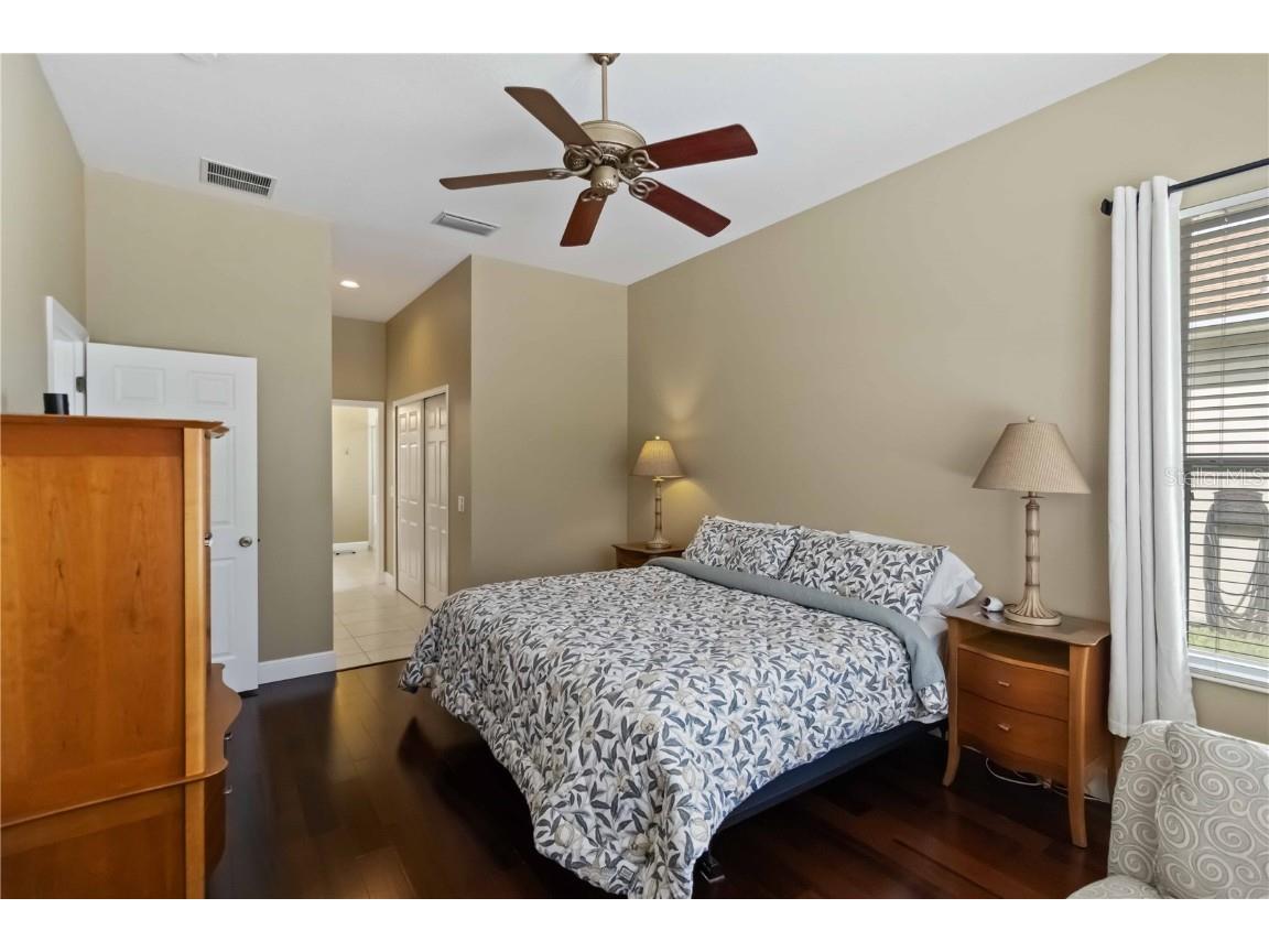 343 Londonderry Drive Sarasota FL 34240 A4666644 image27