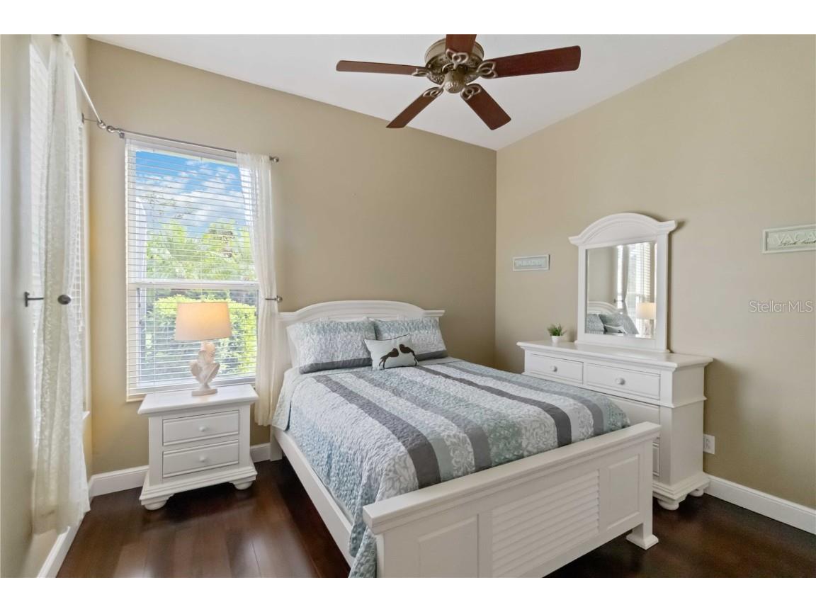 343 Londonderry Drive Sarasota FL 34240 A4666644 image34