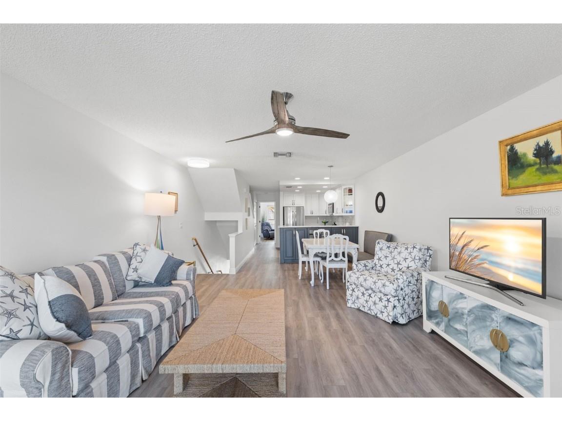 343 Madeira Circle Saint Petersburg FL 33715 TB8449216 image10