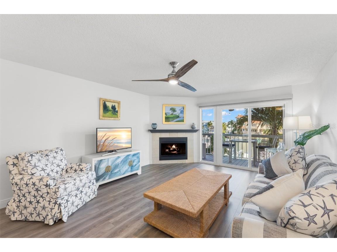 343 Madeira Circle Saint Petersburg FL 33715 TB8449216 image5