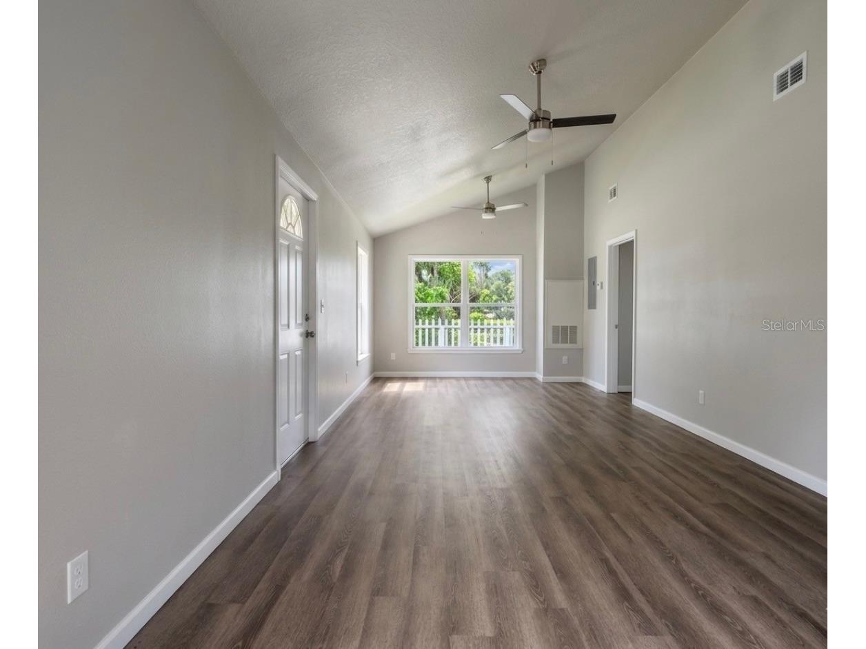 343 N Main Avenue Groveland FL 34736 O6404857 image2