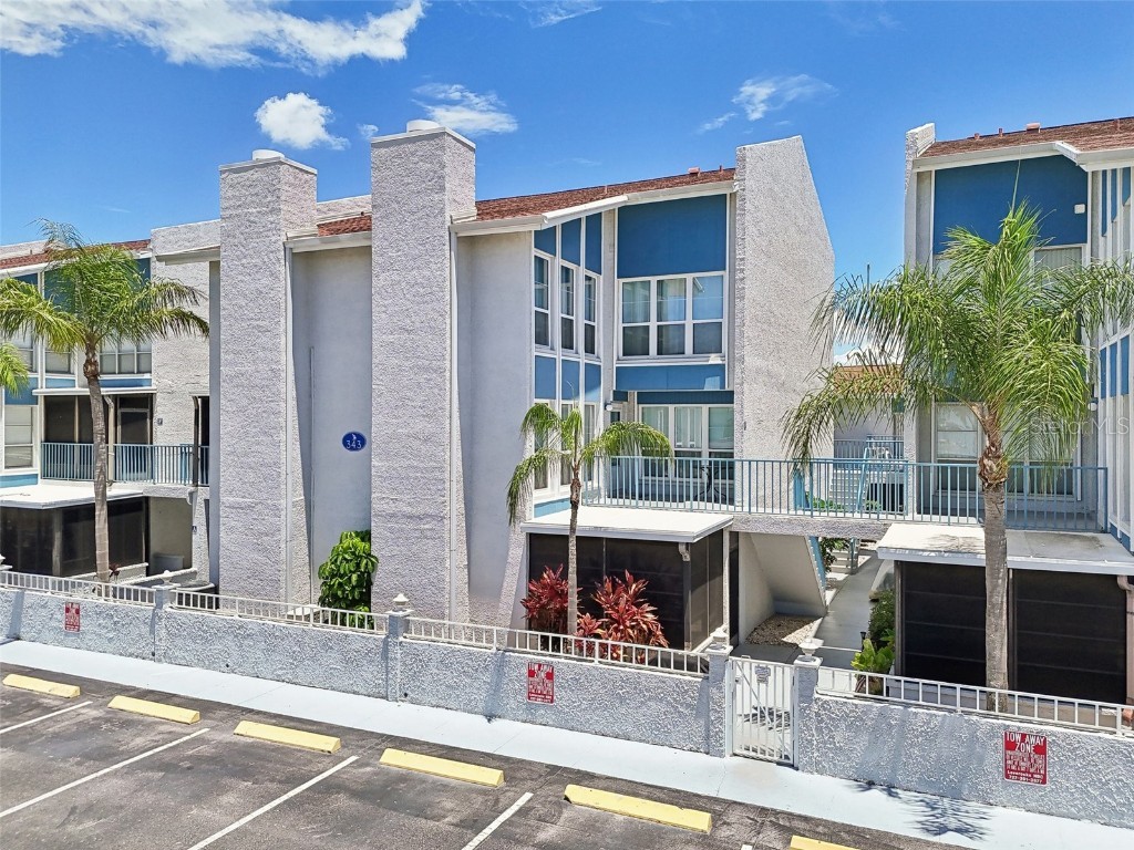 343 Rex Place #F Madeira Beach FL 33708 - BOCA CIEGA BAY TB8338845 image2