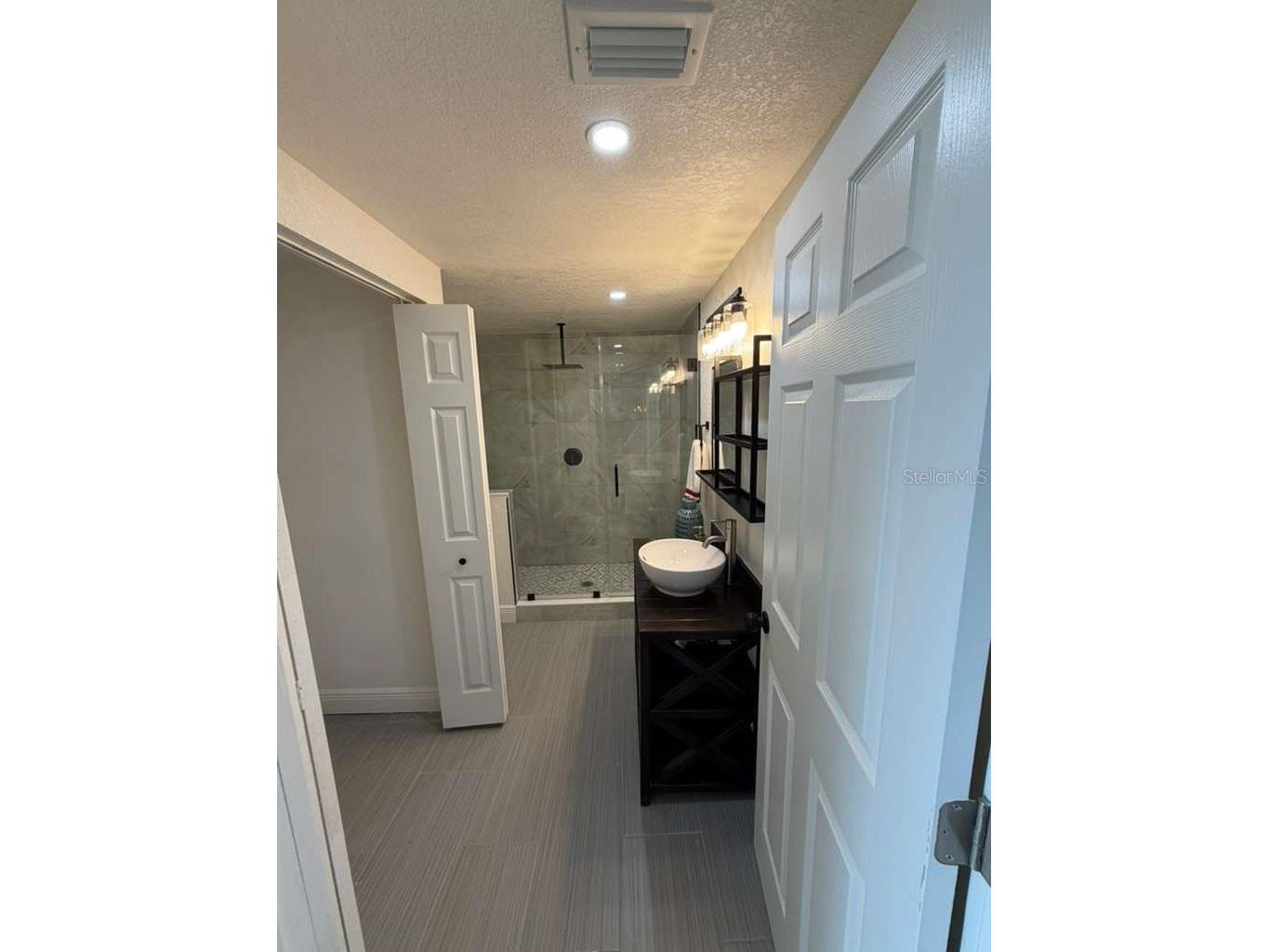 343 Shore Drive E Oldsmar FL 34677 TB8498400 image11
