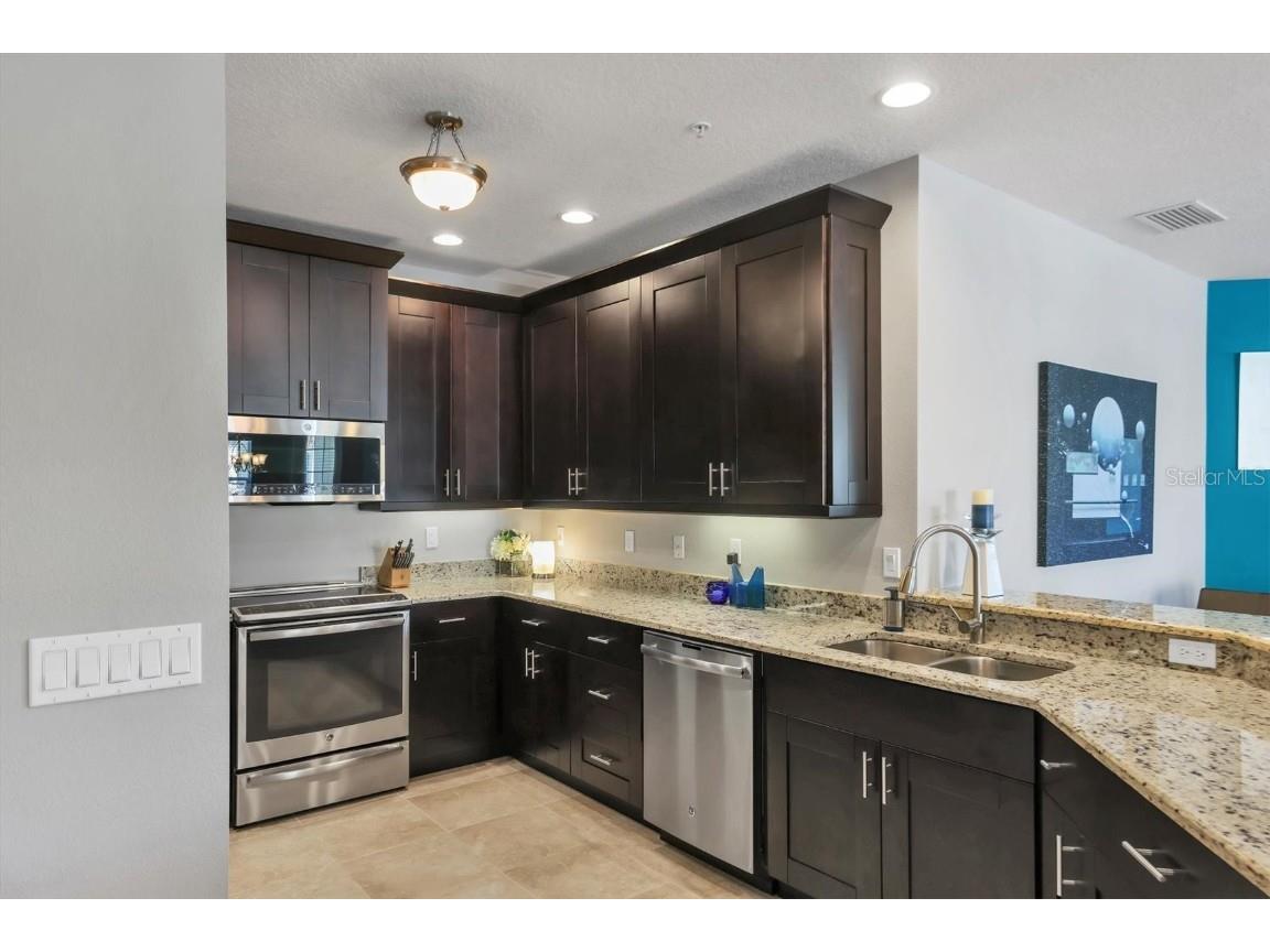 3430 77th Street W #103 Bradenton FL 34209 A4652132 image15