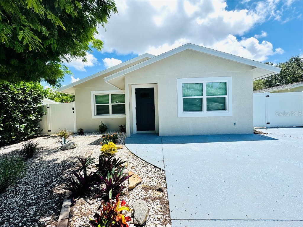 3430 Chapel Drive Sarasota FL 34234 A4661922 image1