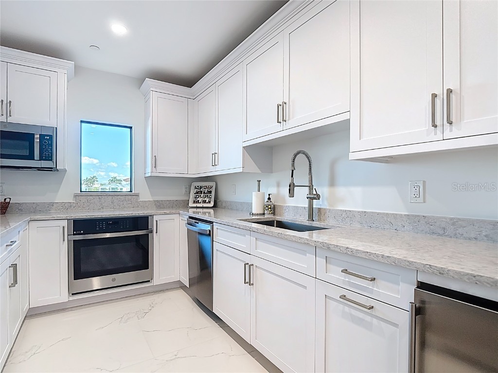 3430 Gulf Shore Boulevard N #3B Naples FL 34103 O6341493 image46