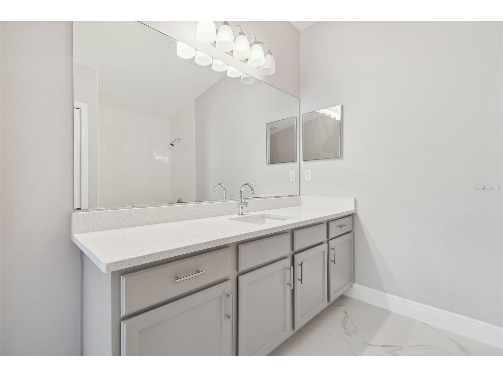 3430 High Hampton Circle Tampa FL 33610 TB8495496 image20