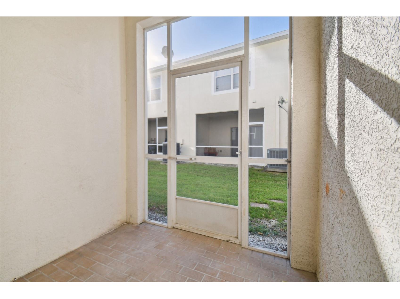 3430 High Hampton Circle Tampa FL 33610 TB8495496 image32